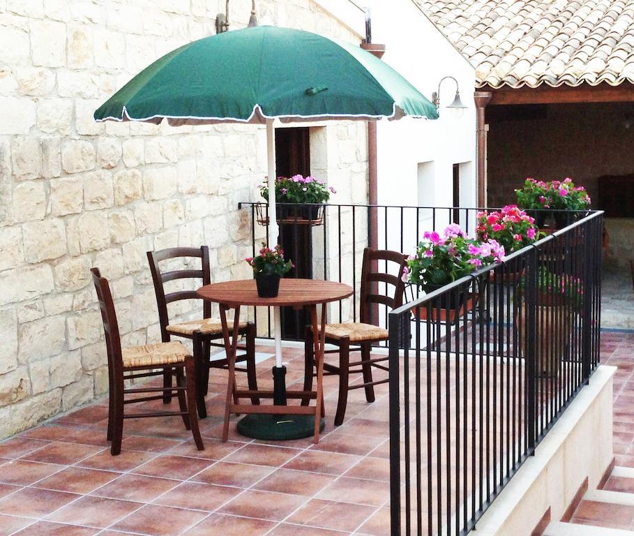 Agriturismo Serrafiori Casa Serrafiori Eksteriør bilde
